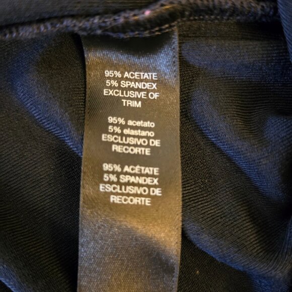 CHICOS TRAVELERS BLACK LONG SLEEVE TUNIC SIZE 1 MEDIUM (8) COLLAR GOLD ACCENT - Picture 7 of 9